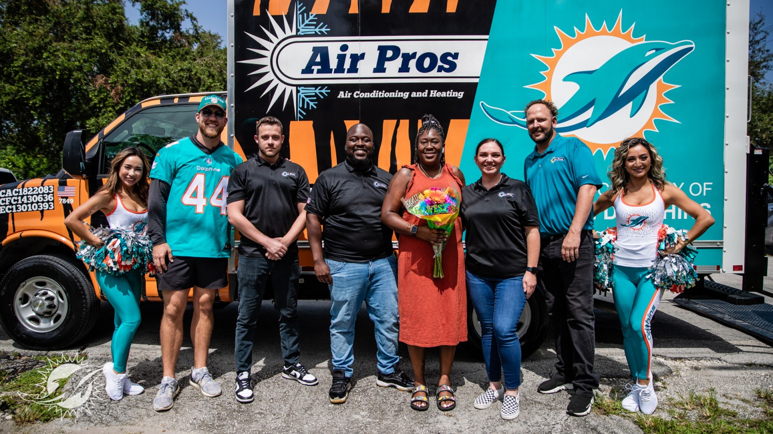 Air Pyros Air Pros USA Teams Up with Miami Dolphins Football UNITES™ to Give Away ...